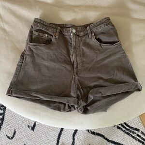 Brown H&M mom shorts